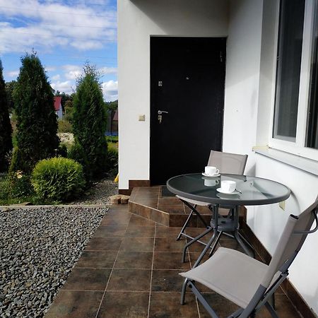 Nestg Guest House Pilipets Extérieur photo