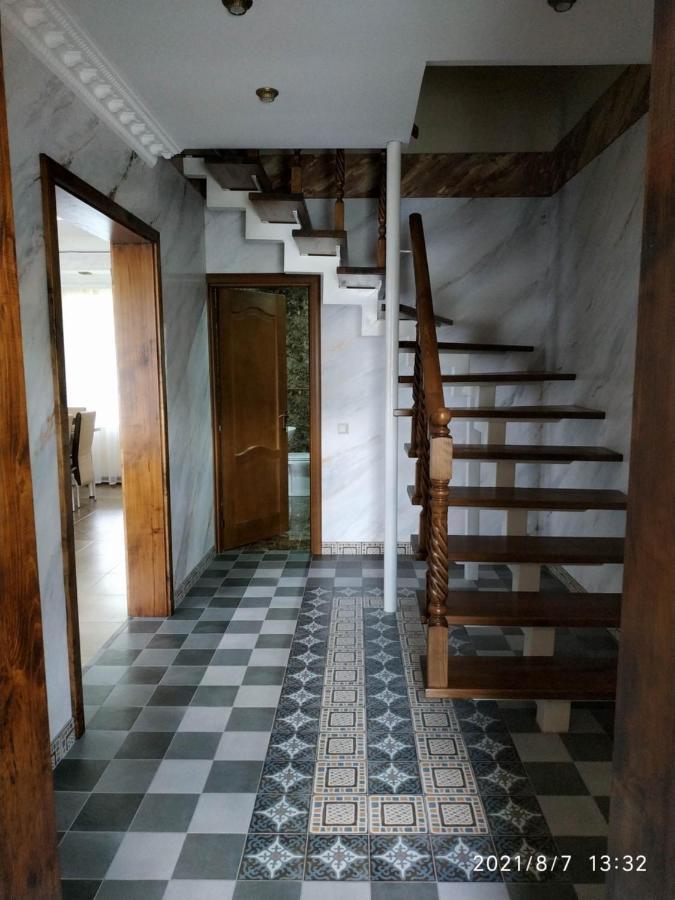 Nestg Guest House Pilipets Extérieur photo