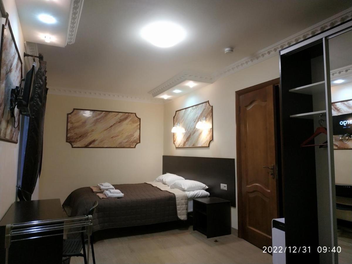 Nestg Guest House Pilipets Extérieur photo