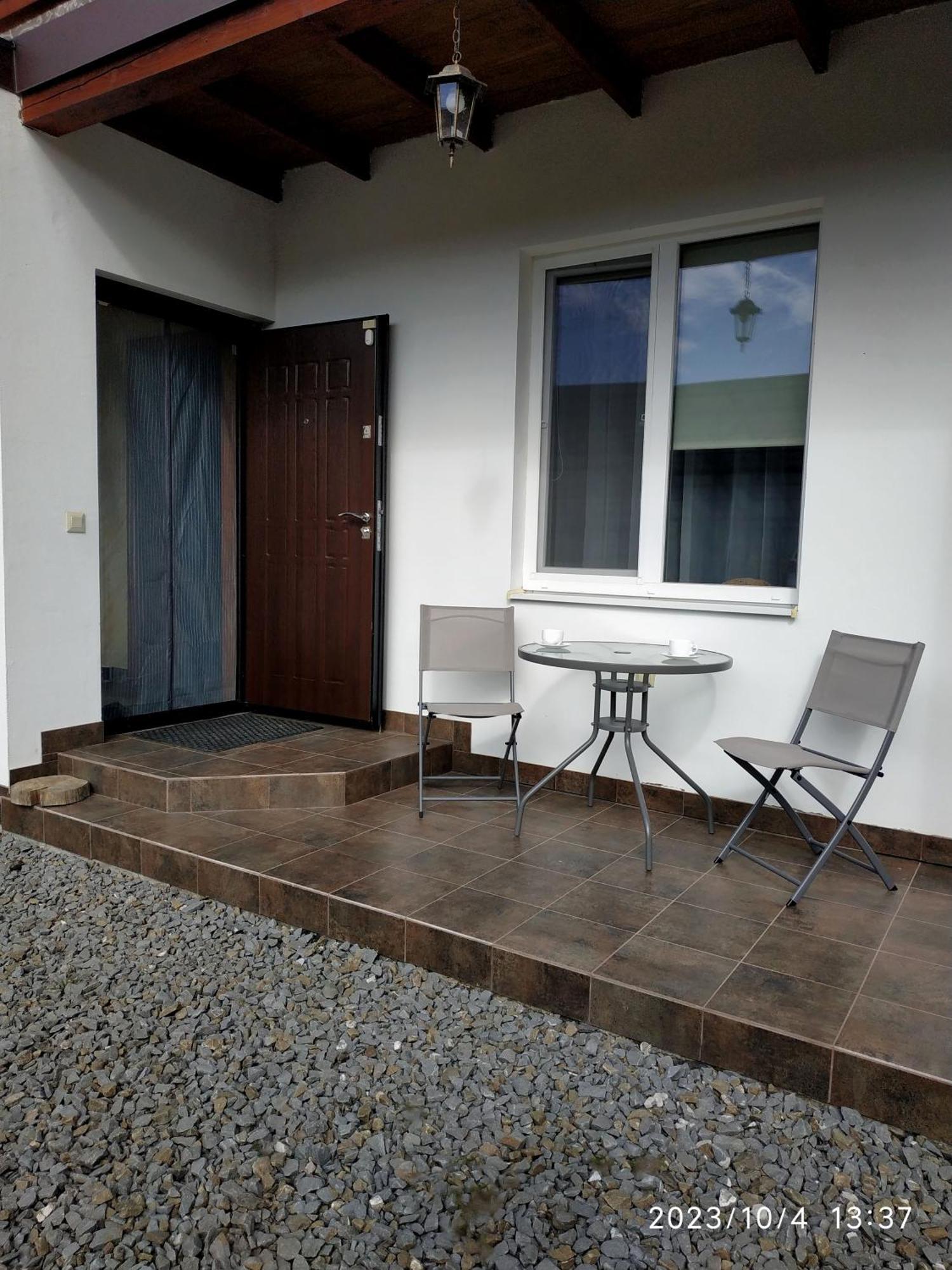 Nestg Guest House Pilipets Extérieur photo